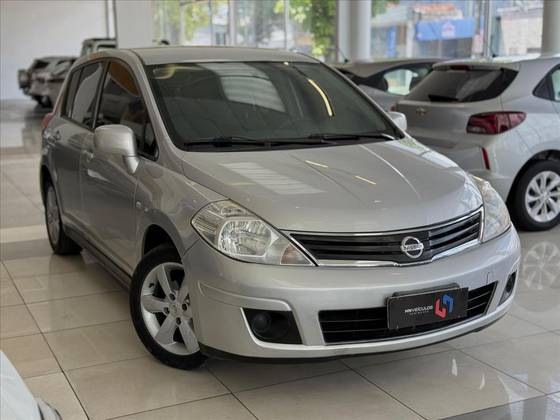 NISSAN TIIDA 1.8 S 16V FLEX 4P MANUAL